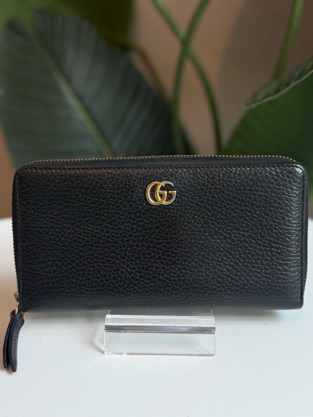 Gucci ‘GG Marmont’ Zip Around Wallet